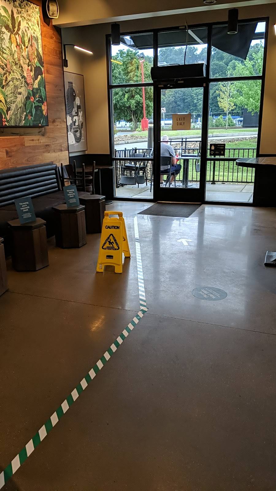 Starbucks | cafe | 116 Kanawha Blvd E, Charleston, WV 25301, USA | 3044005331 OR +1 304-400-5331