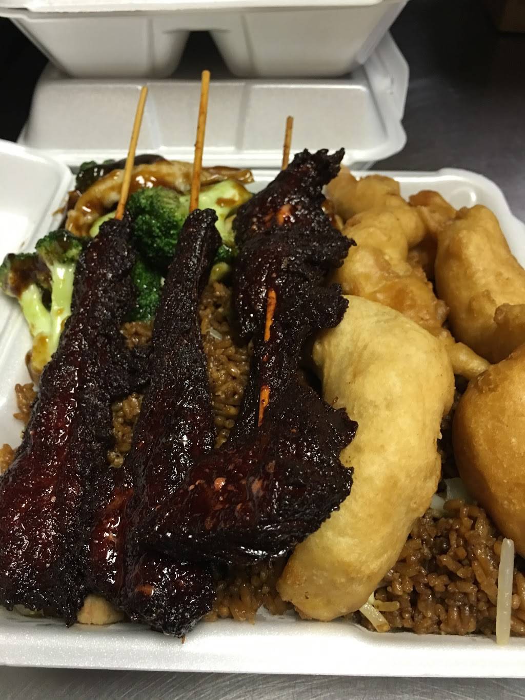 Golden Dragon | restaurant | 51 Court St, Taunton, MA 02780, USA | 5088807239 OR +1 508-880-7239