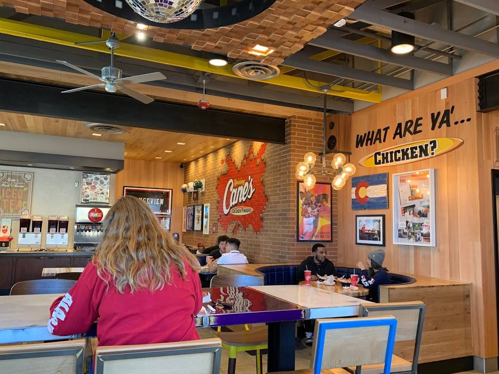 Raising Canes Chicken Fingers | meal takeaway | 14241 E Alameda Ave, Aurora, CO 80012, USA | 3033648836 OR +1 303-364-8836