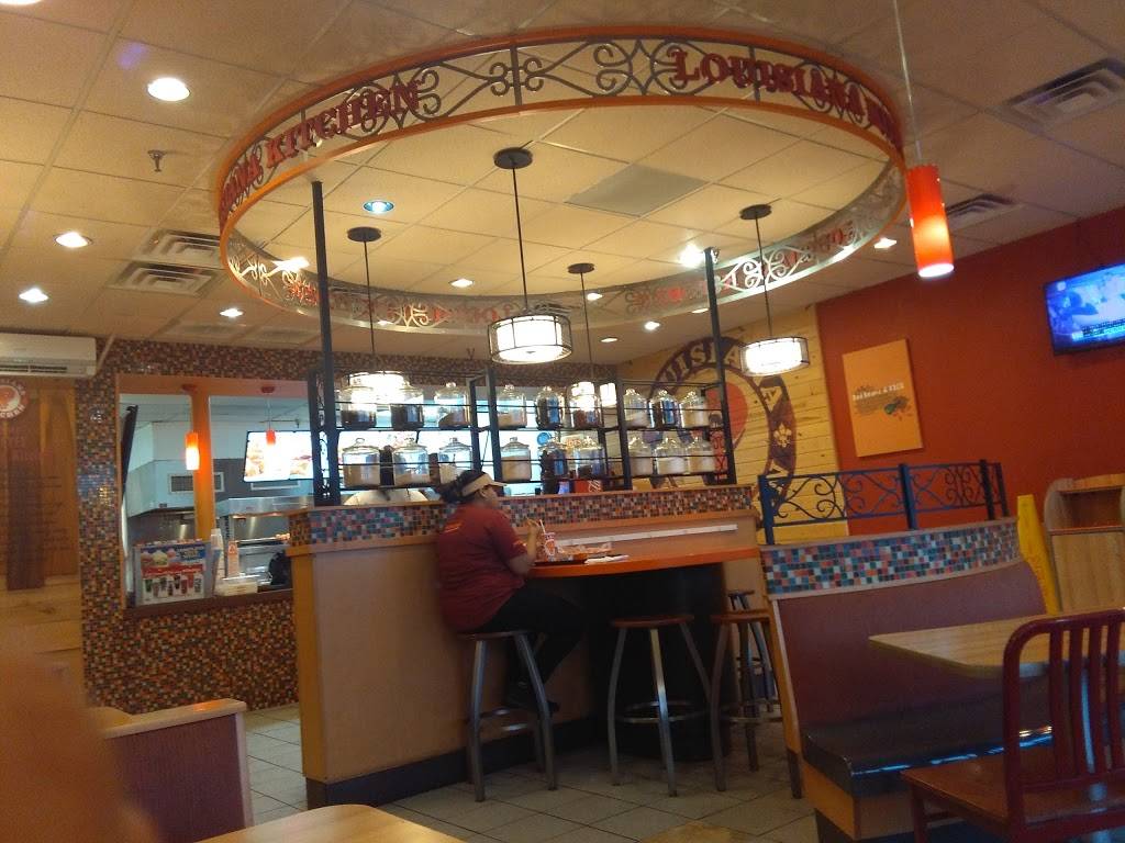 Popeyes Louisiana Kitchen | restaurant | 501 Adams Ave, Philadelphia, PA 19120, USA | 2157254401 OR +1 215-725-4401