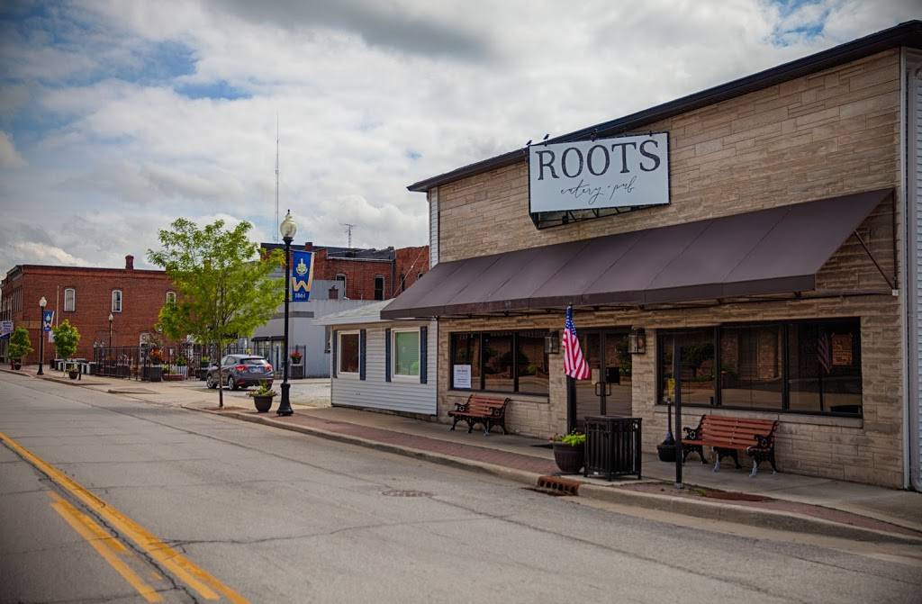 Roots Eatery and Pub | restaurant | 114 N Range St, Wolcott, IN 47995, USA | 2197470051 OR +1 219-747-0051