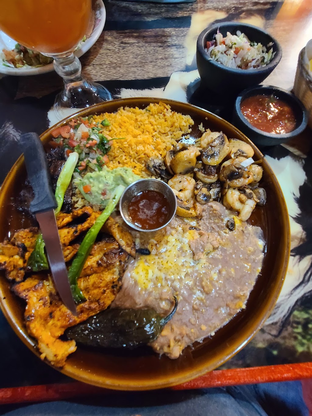 El Rodeo Restaurant | restaurant | 1075 W Broadway Ave, Moses Lake, WA 98837, USA | 5097650606 OR +1 509-765-0606