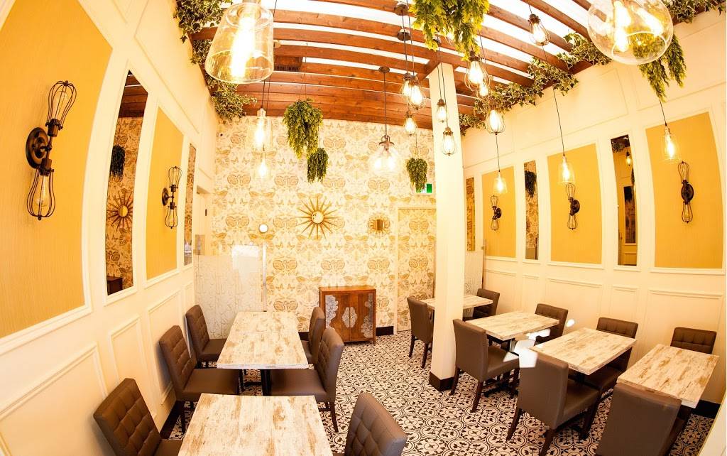 Espinas Restaurant | restaurant | 6080 Yonge St # 109, North York, ON M2M 3W6, Canada | 4162226622 OR +1 416-222-6622