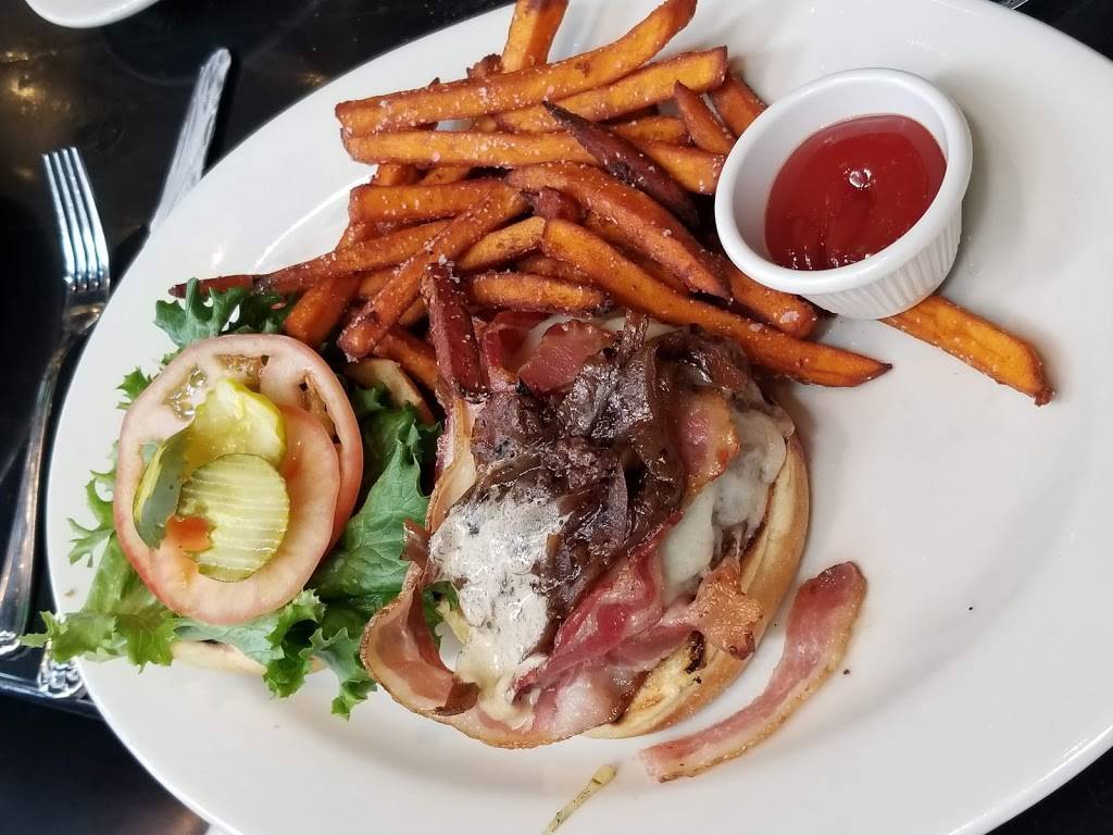 Society on High | restaurant | 99 High St, Boston, MA 02110, USA | 8573504555 OR +1 857-350-4555