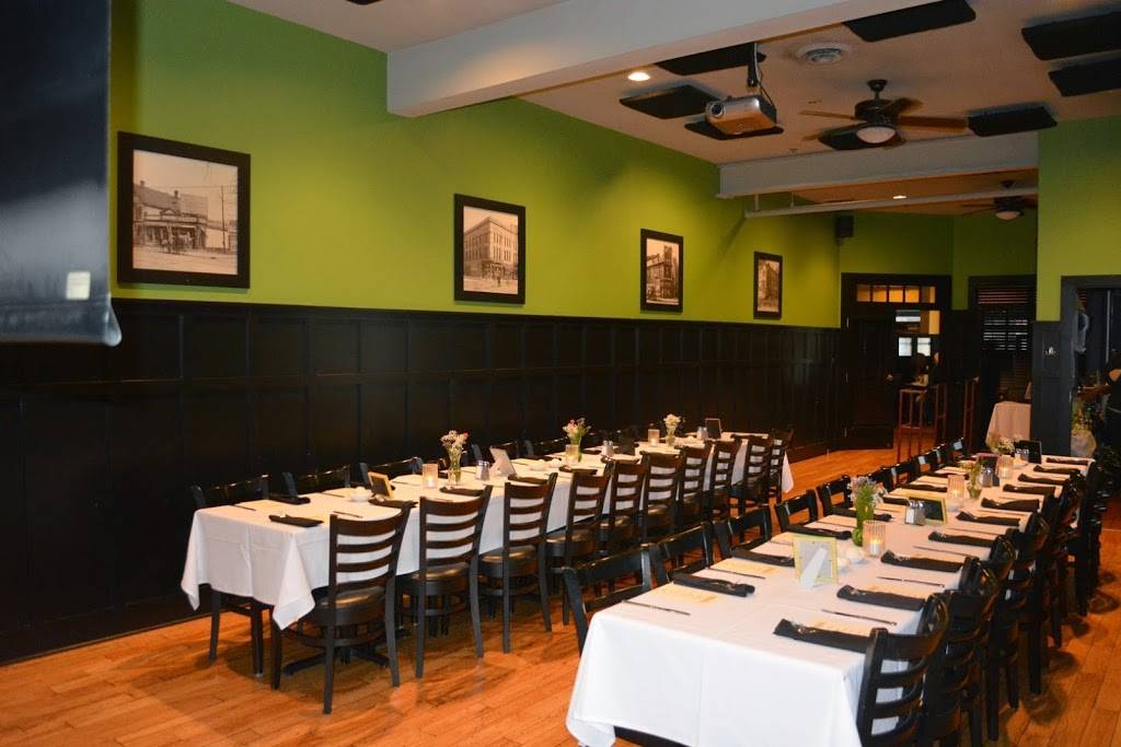 Binkleys | restaurant | 5902 N College Ave, Indianapolis, IN 46220, USA | 3177228888 OR +1 317-722-8888