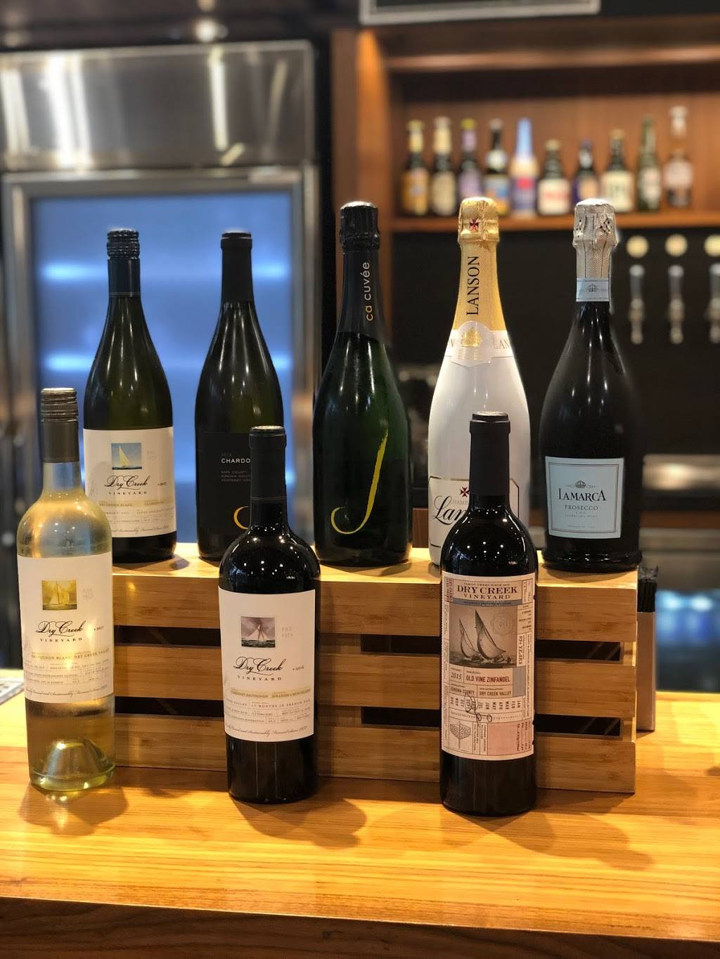 Union 82 | cafe | 350 Ellis St, Mountain View, CA 94043, USA | 6506954886 OR +1 650-695-4886