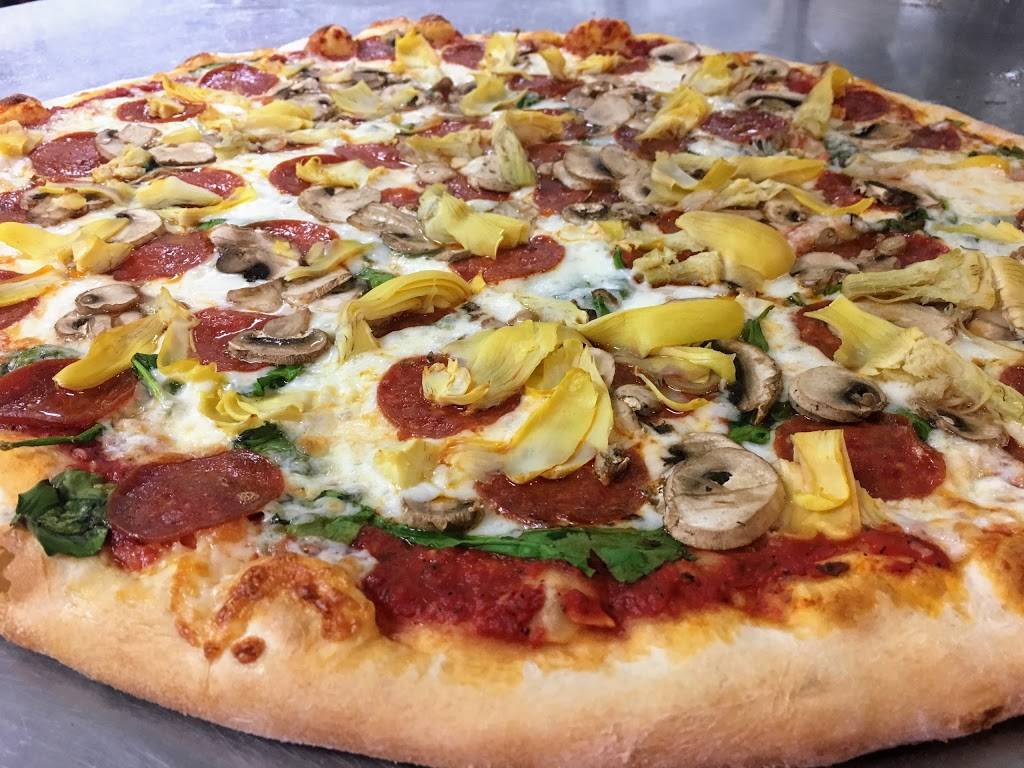 Famularis Pizzeria Oakbrook | meal takeaway | 1704 Old Trolley Rd, Summerville, SC 29485, USA | 8438322222 OR +1 843-832-2222