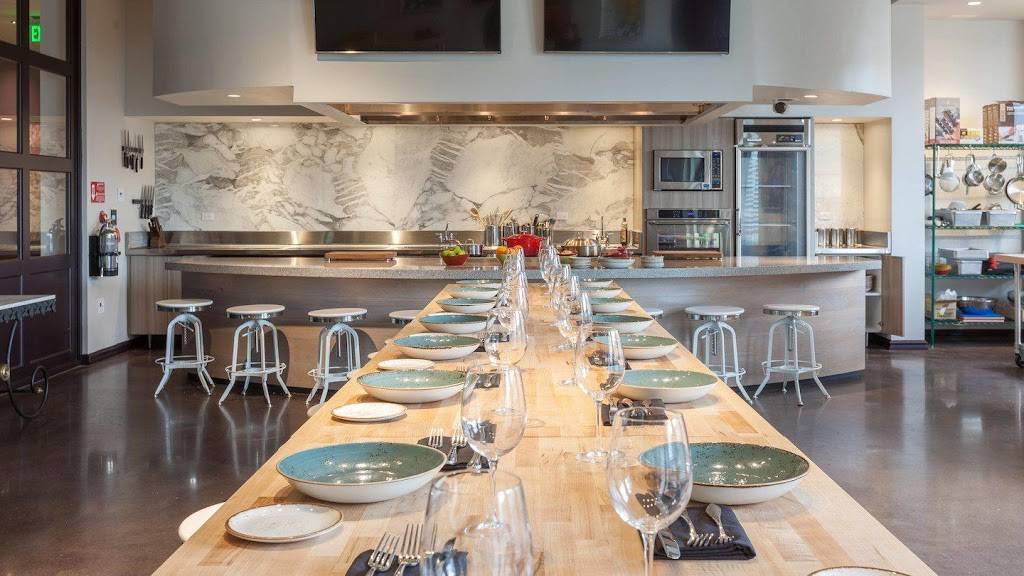 Habitat Feed & Social | restaurant | 2655 Lane Park Rd, Birmingham, AL 35223, USA | 2052034745 OR +1 205-203-4745