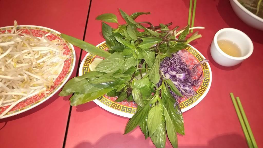 Pho Tai Bac | restaurant | 9555 Yonge St #14, Richmond Hill, ON L4C 9M5, Canada | 9052377228 OR +1 905-237-7228