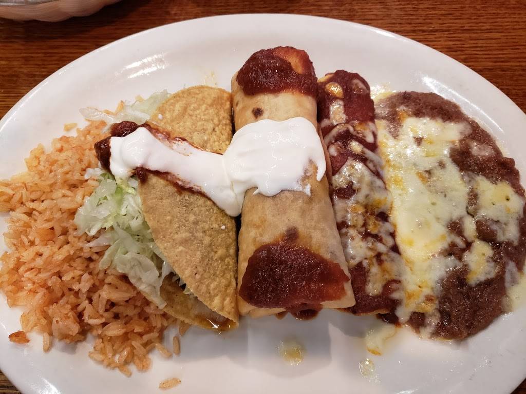 Eddies Sombrero | restaurant | 151 Queen St, Southington, CT 06489, USA | 8606219474 OR +1 860-621-9474