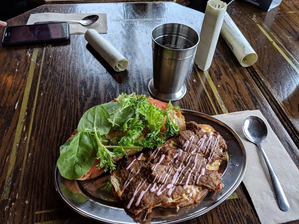 Au Sanglier Doré | restaurant | 1410 Rue King Ouest, Sherbrooke, QC J1J 2C2, Canada | 8195753673 OR +1 819-575-3673