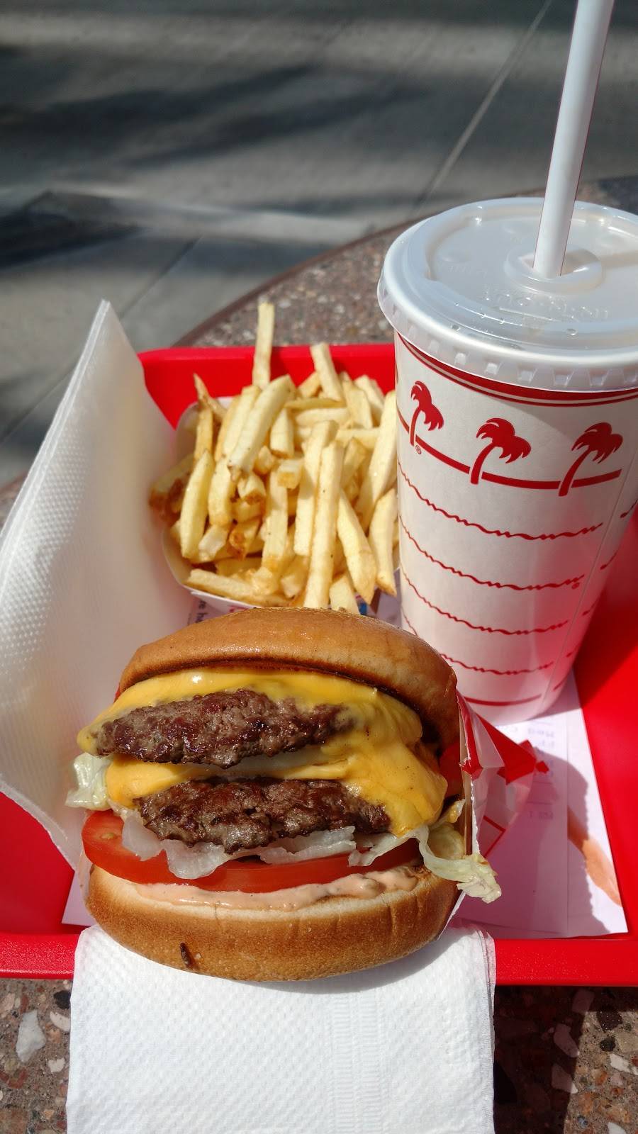 In-N-Out Burger | restaurant | 2765 E Craig Rd, North Las Vegas, NV 89030, USA | 8007861000 OR +1 800-786-1000