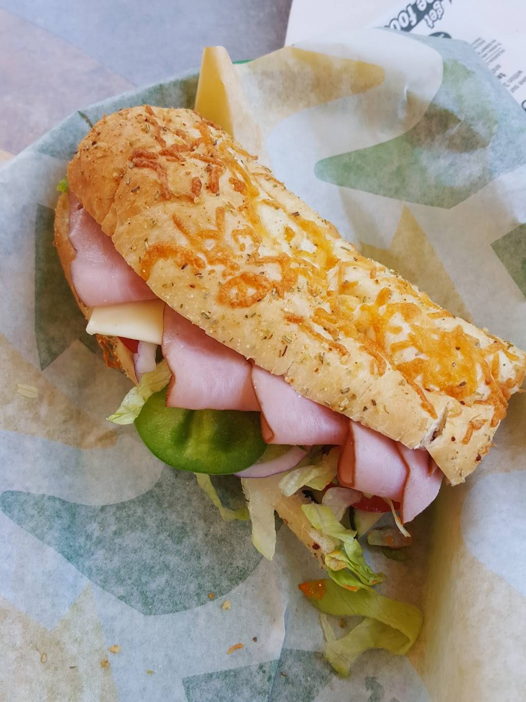 Subway | restaurant | 1264 Port Washington Rd A, Grafton, WI 53024, USA | 2623755585 OR +1 262-375-5585