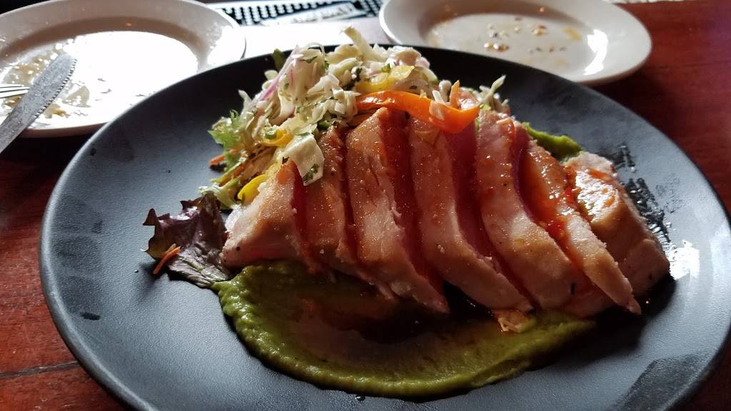 Lisa Gs | restaurant | 6125 Sentinel Rd, Lake Placid, NY 12946, USA | 5185232093 OR +1 518-523-2093