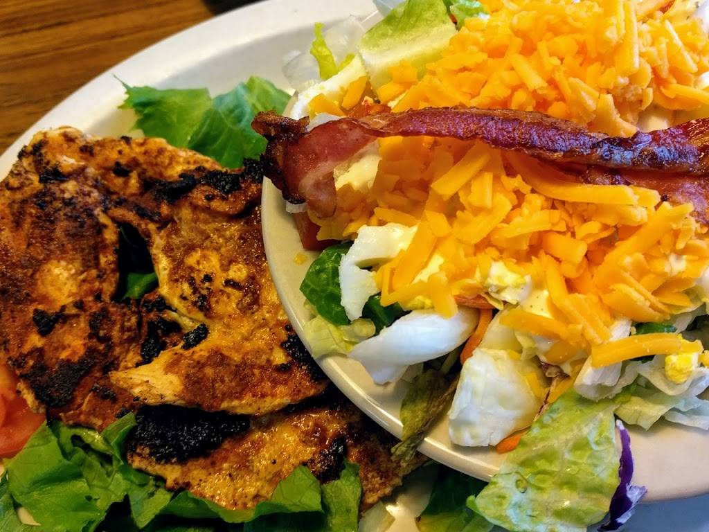 Dixie House Cafe | cafe | 5401 Blue Mound Rd, Fort Worth, TX 76106, USA | 8176254115 OR +1 817-625-4115