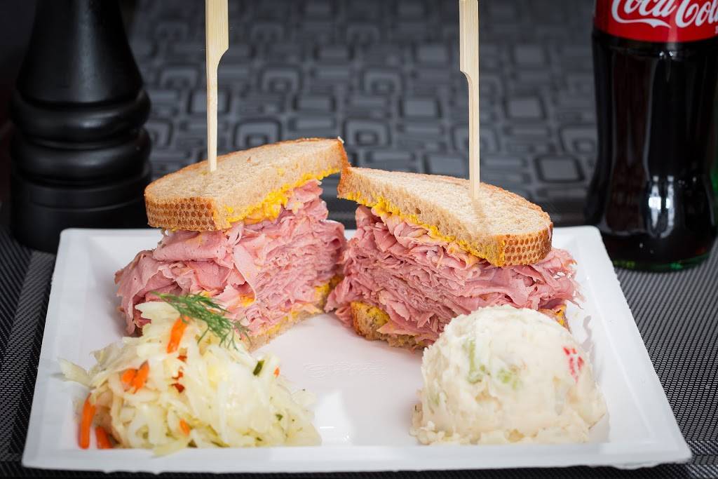 Big Wolfs Deli Sandwiches | restaurant | 478 Dundas St W #7, Oakville, ON L6H 6Y3, Canada | 2897259653 OR +1 289-725-9653