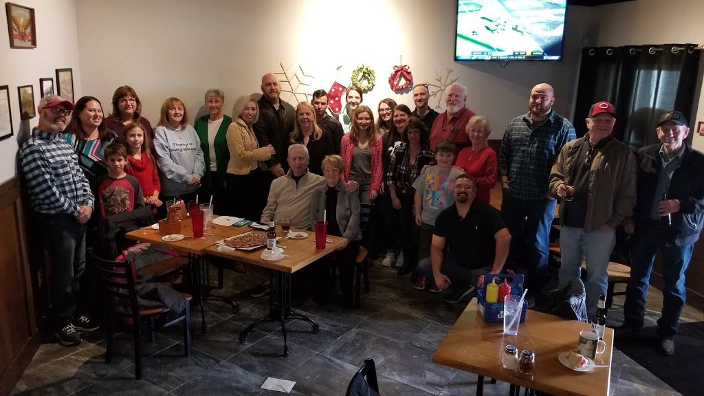 The Village Inn | restaurant | 42 E Center St, Farmersville, OH 45325, USA | 9376965033 OR +1 937-696-5033