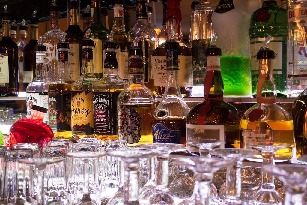 Midtown Grill & Bar | meal takeaway | 3224 U.S. Highway 1, Fort Pierce, FL 34982, USA | 7724657005 OR +1 772-465-7005