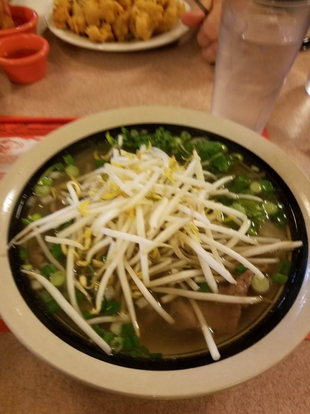 Taste of Saigon | restaurant | 394 S Lake Ave #105, Duluth, MN 55802, USA | 2187271598 OR +1 218-727-1598