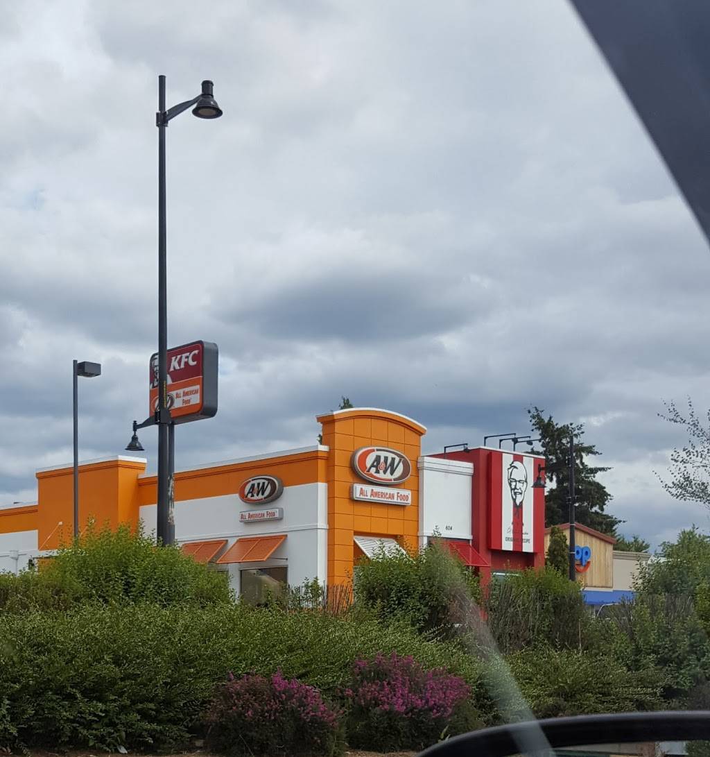 A&W Restaurant | restaurant | 604 Rainier Ave S, Renton, WA 98055, USA | 4252552160 OR +1 425-255-2160