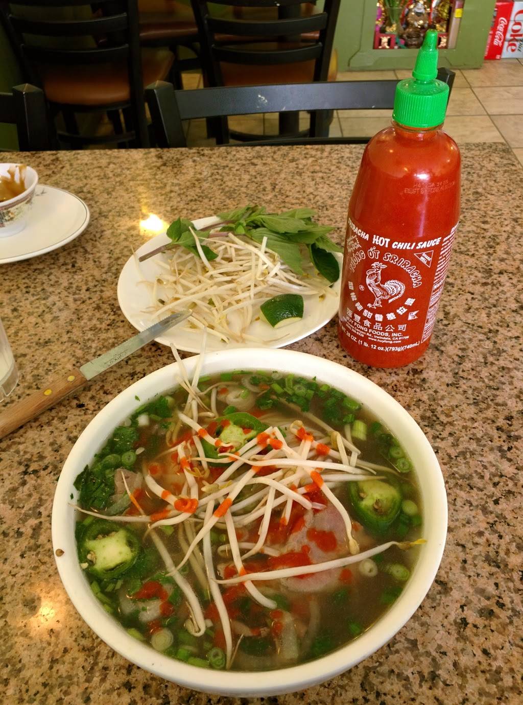 Pho 888 | restaurant | 1137 W Argyle St, Chicago, IL 60640, USA | 7739078838 OR +1 773-907-8838