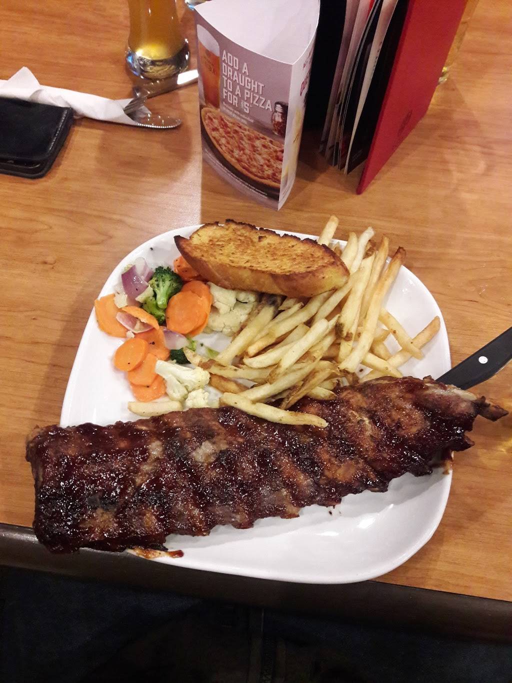 Boston Pizza | restaurant | 227 Dundas St E, Trenton, ON K8V 1L8, Canada | 6133927194 OR +1 613-392-7194