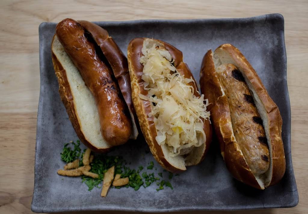 Schulzes Schnitzel Kitchen | restaurant | 126 Bernard Ave, Knoxville, TN 37917, USA | 8002459764 OR +1 800-245-9764