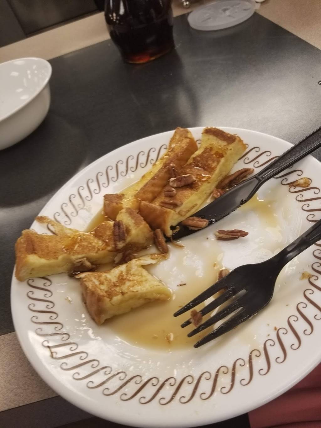 Waffle House | restaurant | Brentwood Cir, Covington, GA 30014, USA | 7707843854 OR +1 770-784-3854