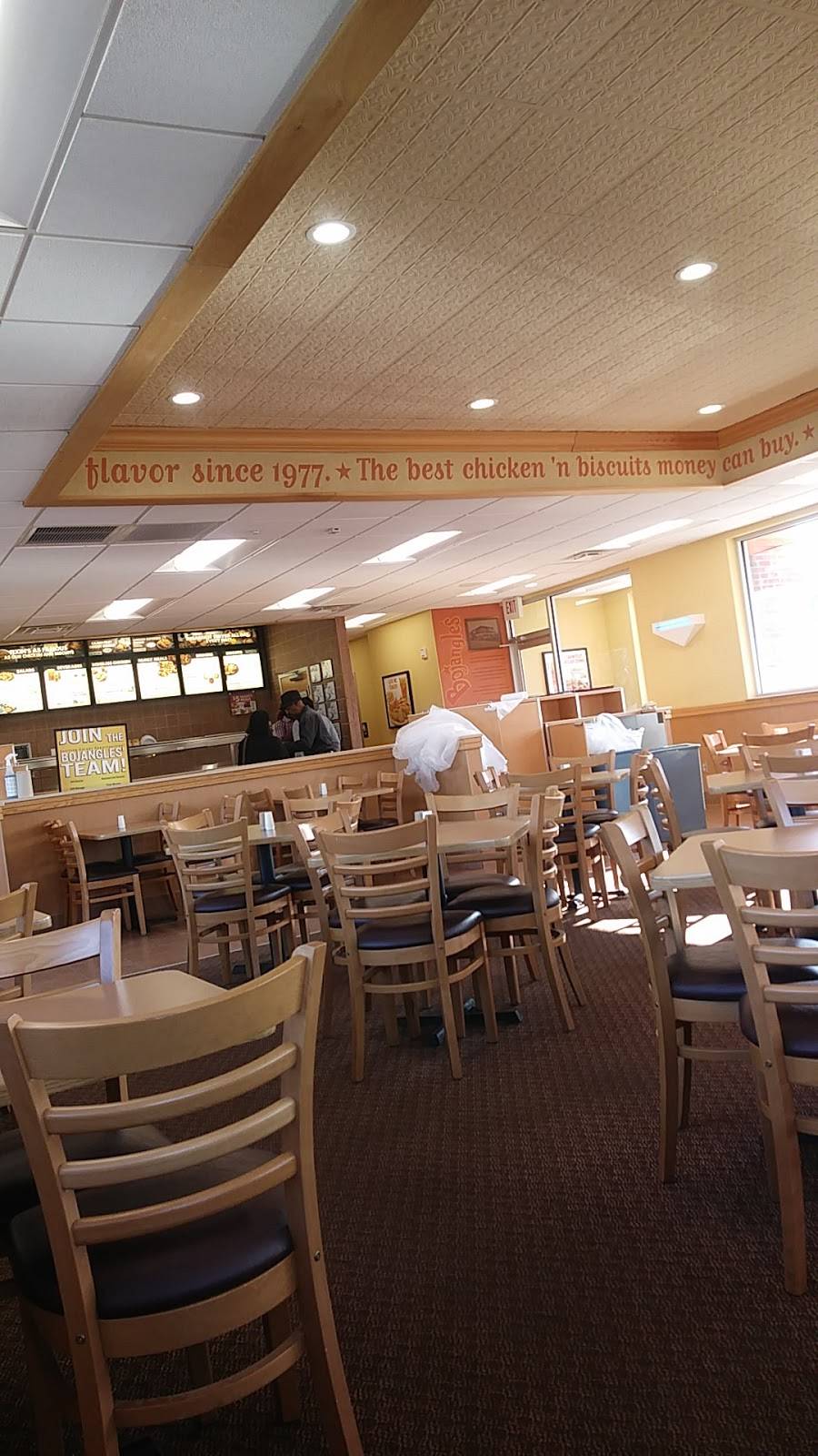 Bojangles Famous Chicken n Biscuits | restaurant | 2517 US-76, Marion, SC 29571, USA | 8432895132 OR +1 843-289-5132