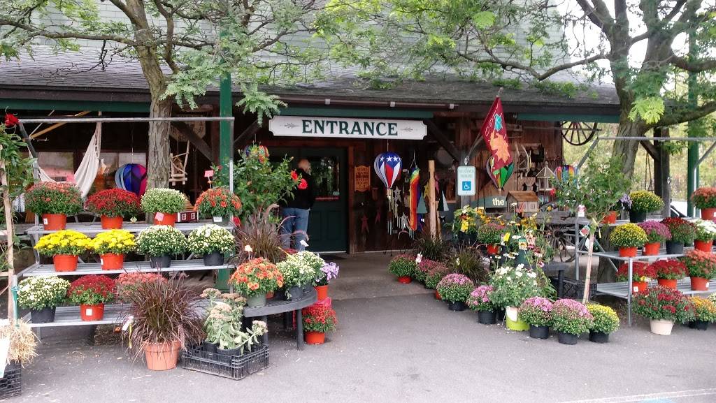 Silo Restaurant & Gift Shop | restaurant | 537 Aviation Rd, Queensbury, NY 12804, USA | 5187981900 OR +1 518-798-1900