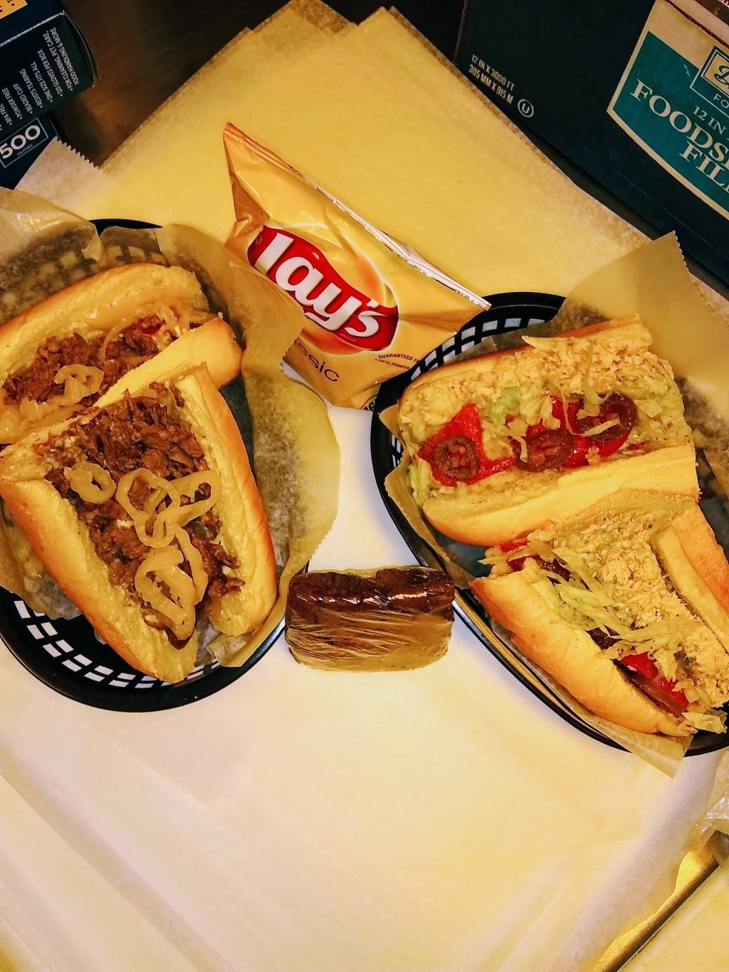 SUBperior Sandwiches and Salads | restaurant | 308 Old Dixie Hwy, Vero Beach, FL 32962, USA | 7727748809 OR +1 772-774-8809