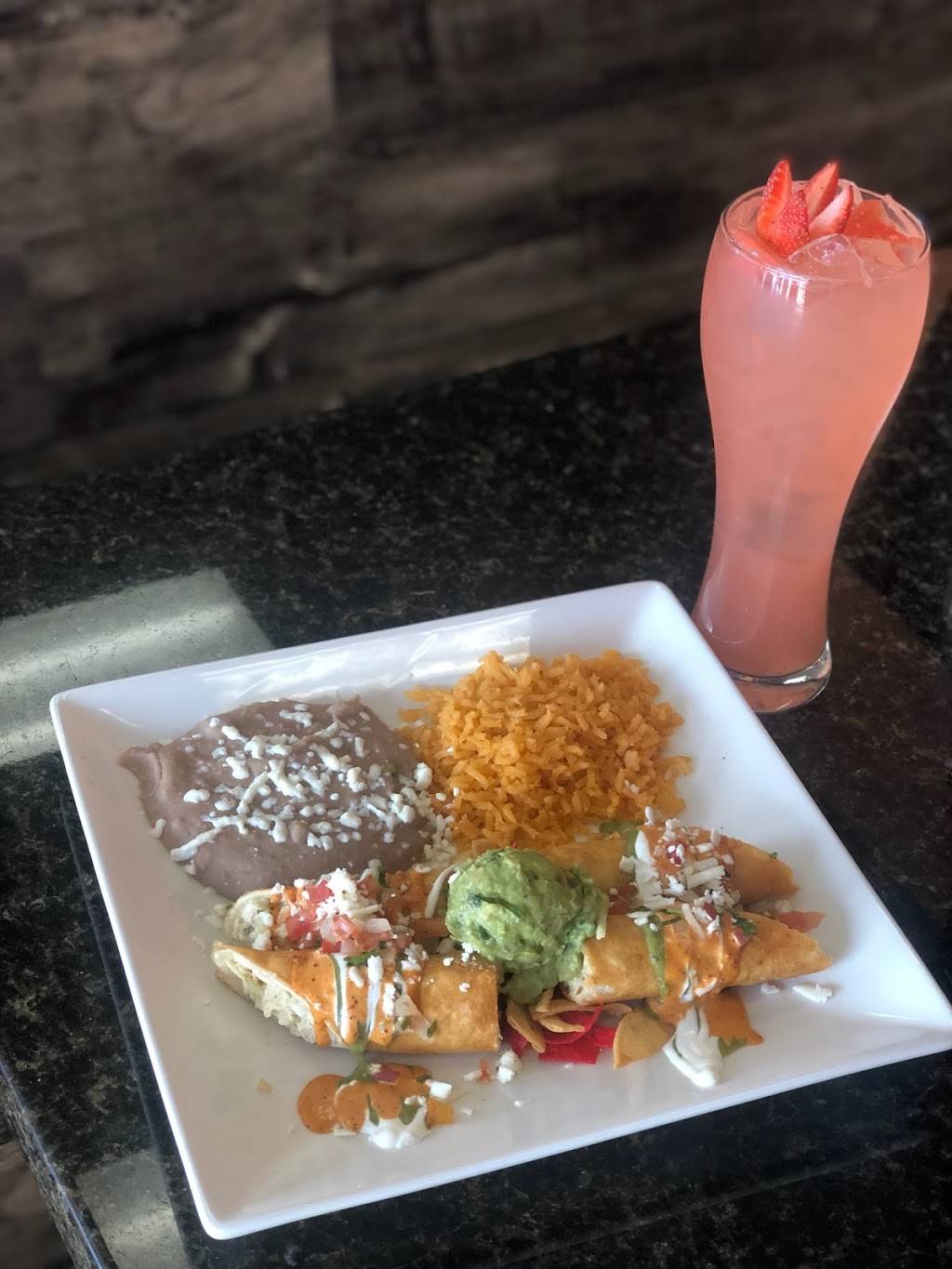 Miche Lindas Mexican Grill | restaurant | 583 E Foothill Blvd, unit#1&2, Upland, CA 91786, USA | 9092965181 OR +1 909-296-5181