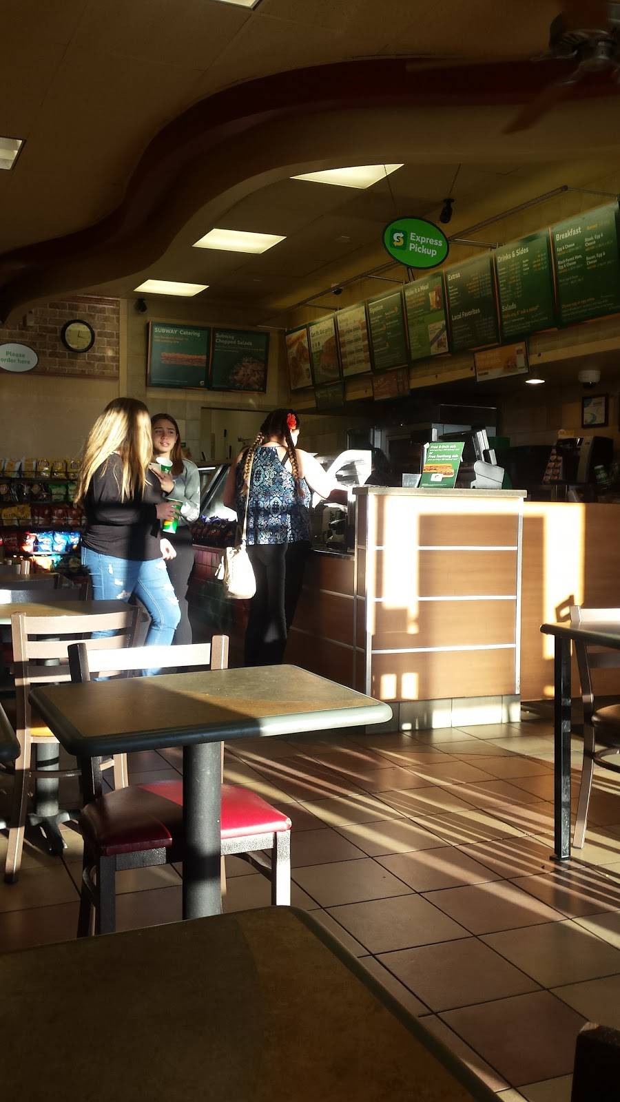 Subway | restaurant | 2441 Claribel Rd i, Riverbank, CA 95367, USA | 2098693360 OR +1 209-869-3360