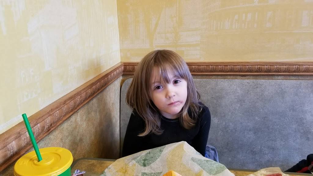 Subway | restaurant | 100 Perry Hwy, Harmony, PA 16037, USA | 7244525699 OR +1 724-452-5699