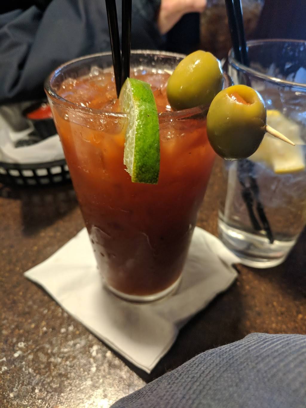 Charlotte Street Grill & Pub | restaurant | 157 Charlotte St, Asheville, NC 28801, USA | 8282522948 OR +1 828-252-2948