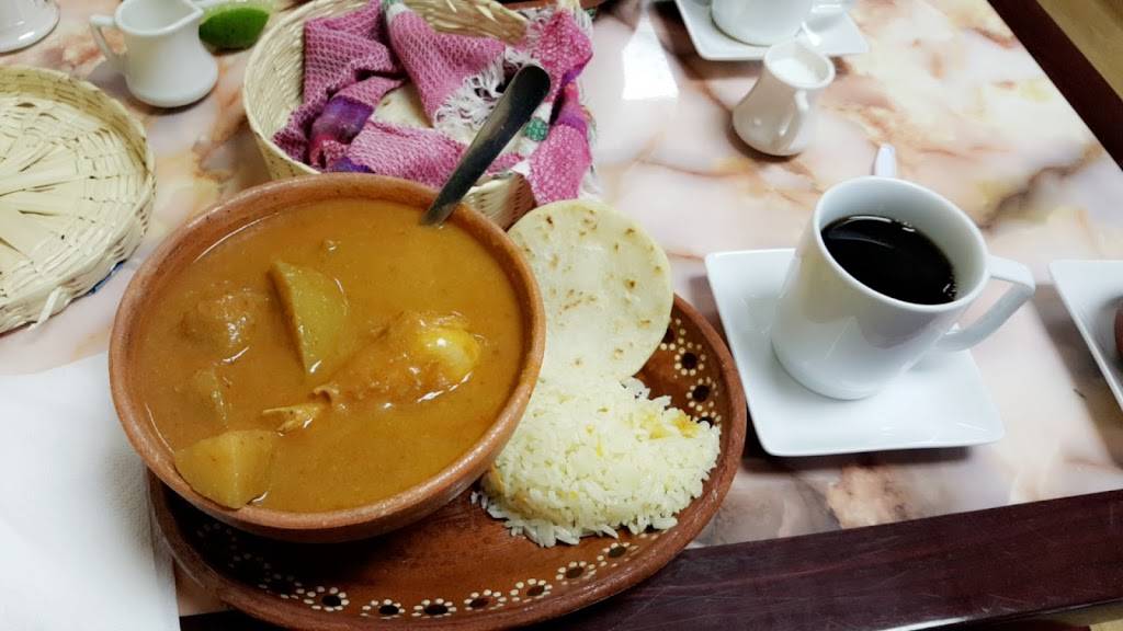 RESTAURANTE EL MESON CHAPIN | restaurant | 1560 N Sylvania Ave, Fort Worth, TX 76111, USA | 6823859246 OR +1 682-385-9246