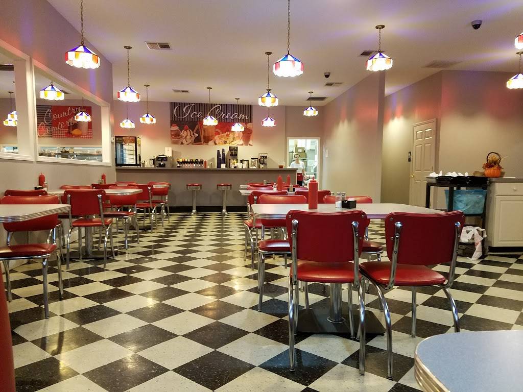 Cornbread Cafe | cafe | 1141 KY-36, Frenchburg, KY 40322, USA | 6067683125 OR +1 606-768-3125