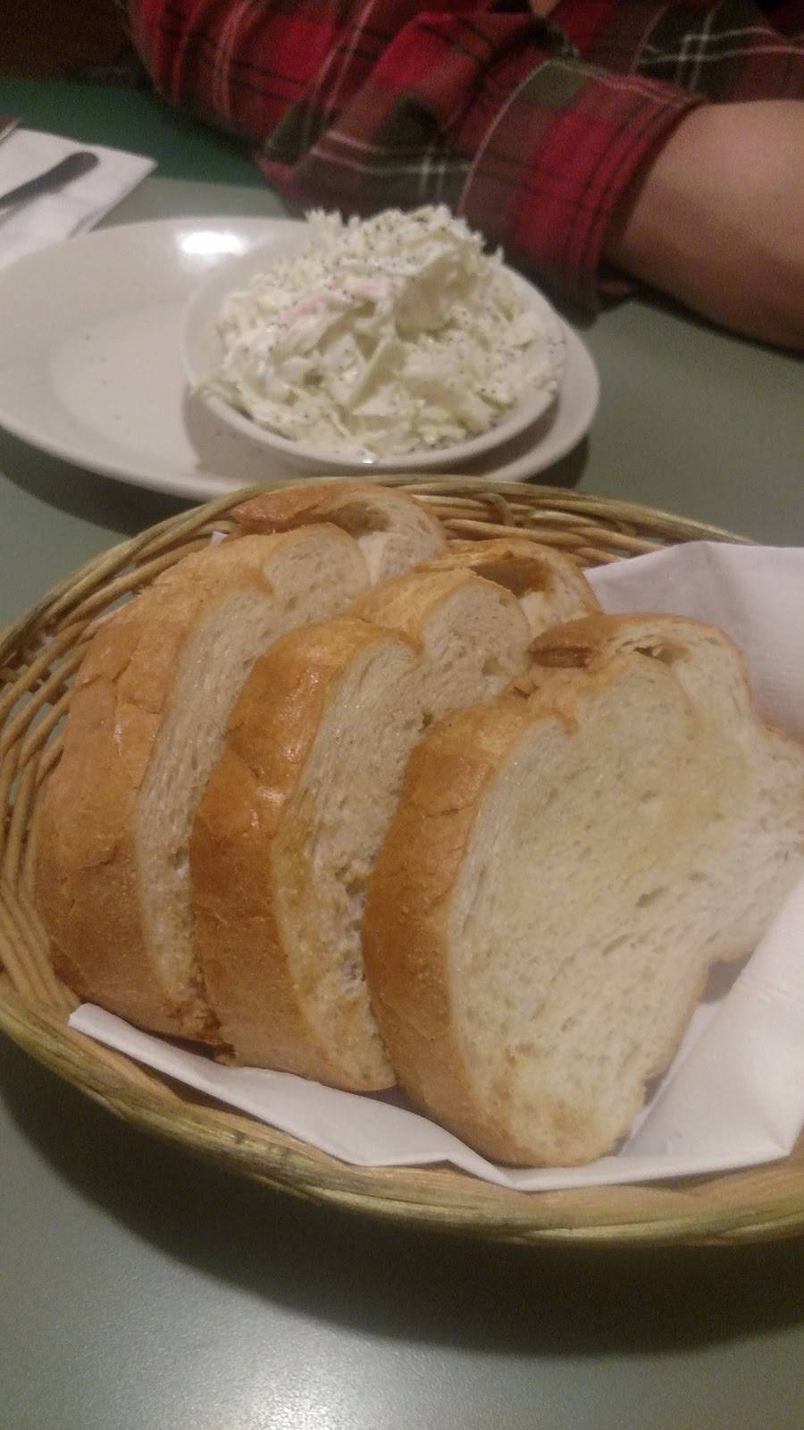 Veanos Italian Kitchen | restaurant | 16 Sheep Davis Rd, Pembroke, NH 03275, USA | 6032242400 OR +1 603-224-2400