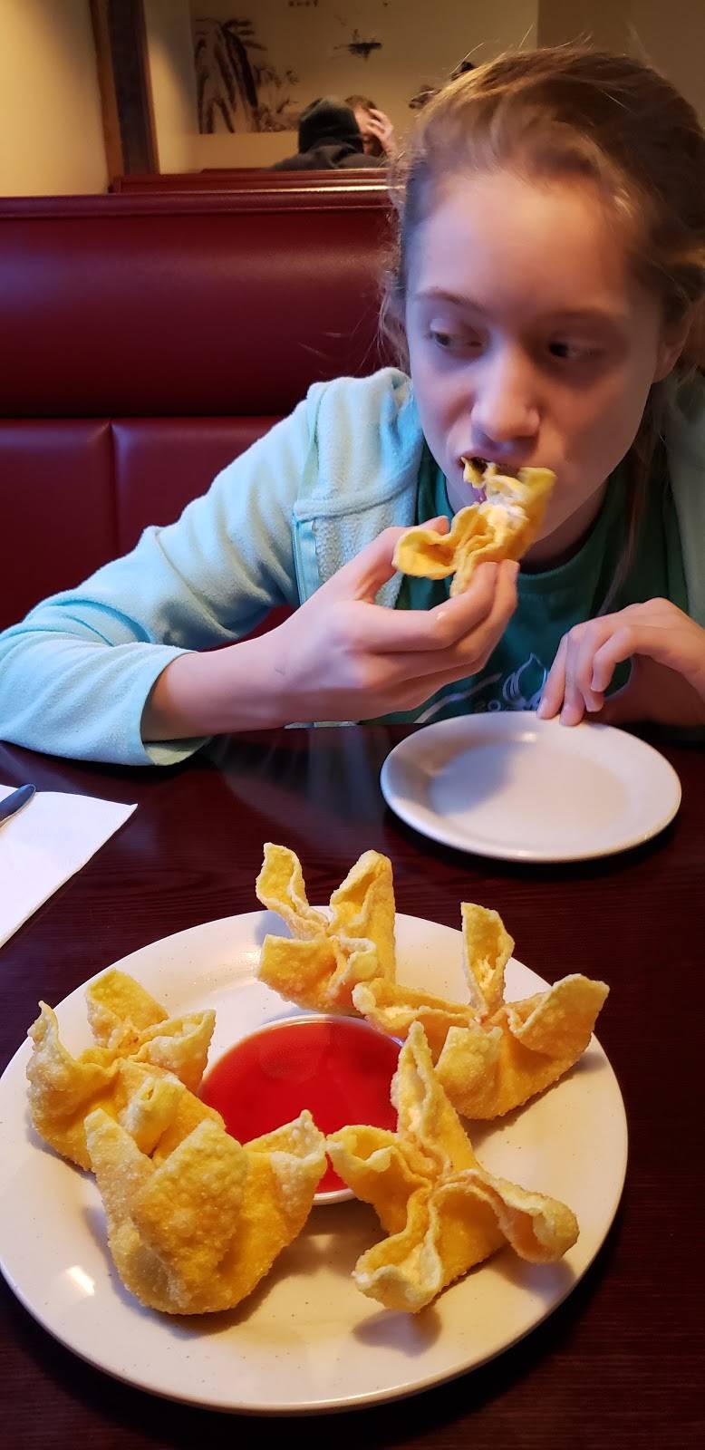 China King | restaurant | 107 E 2nd St, Byron, IL 61010, USA | 8152345533 OR +1 815-234-5533