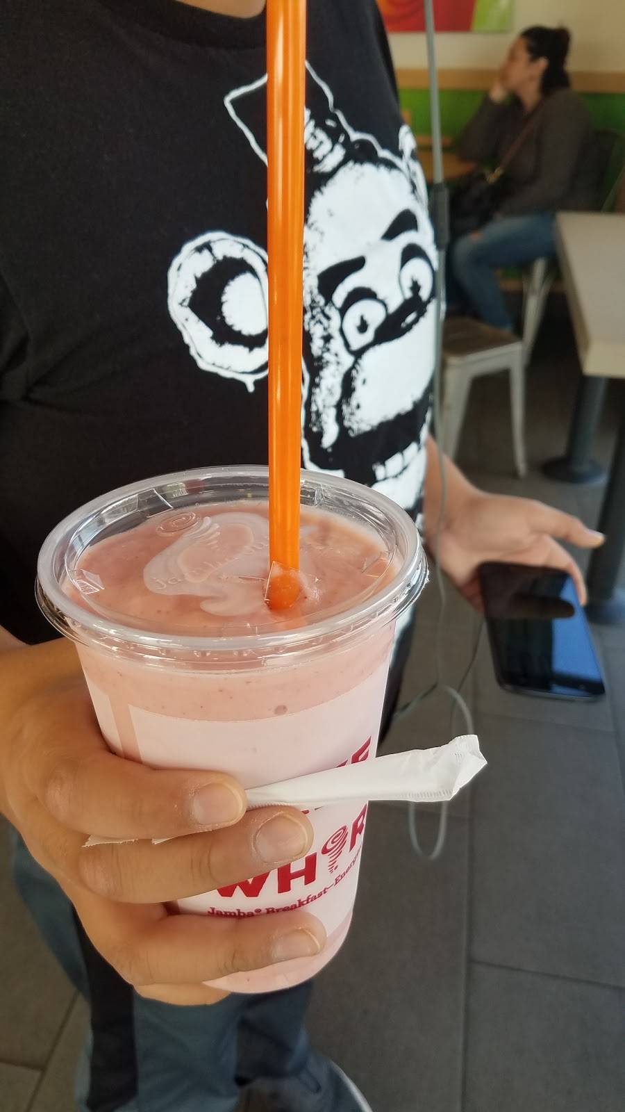 Jamba Juice Victory & Empire | restaurant | 1739 N Victory Pl, Burbank, CA 91502, USA | 8188452418 OR +1 818-845-2418