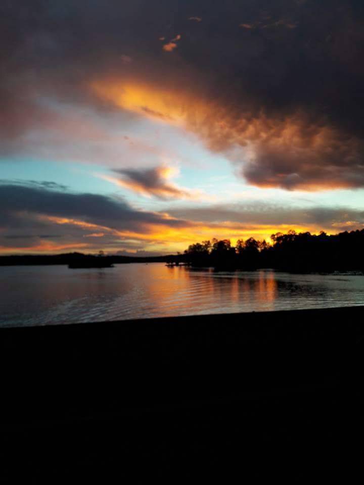 Dukes Backwater Supper Club | restaurant | 2969 Lee County 380, Valley, AL 36854, USA | 3347453693 OR +1 334-745-3693