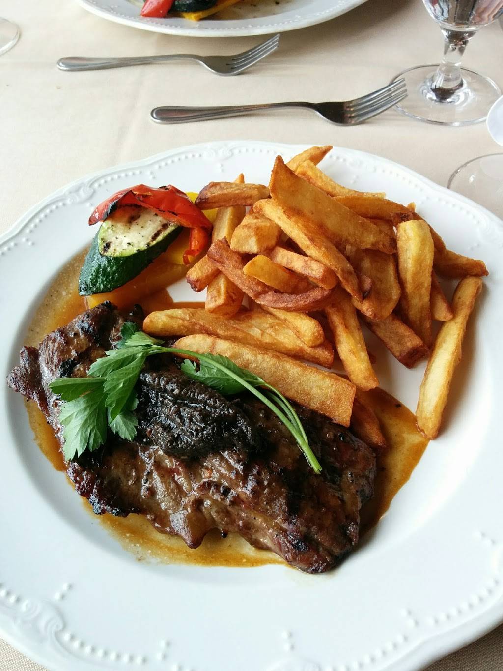 La Maison Verte | restaurant | 16981 Boul Gouin O, Sainte-Geneviève, QC H9H 1E6, Canada | 5146966308 OR +1 514-696-6308