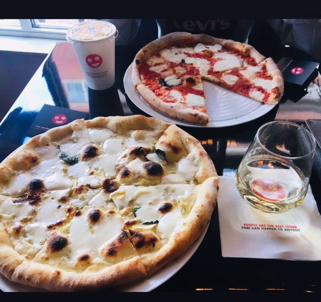 MidiCi The Neapolitan Pizza Company | restaurant | 135 Water St suite 101, Naperville, IL 60540, USA | 6304458054 OR +1 630-445-8054