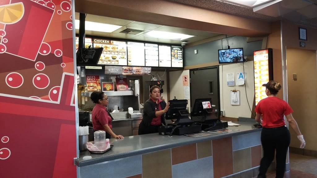 Jack in the Box | restaurant | 1415 S Alameda St, Los Angeles, CA 90021, USA | 2137468827 OR +1 213-746-8827