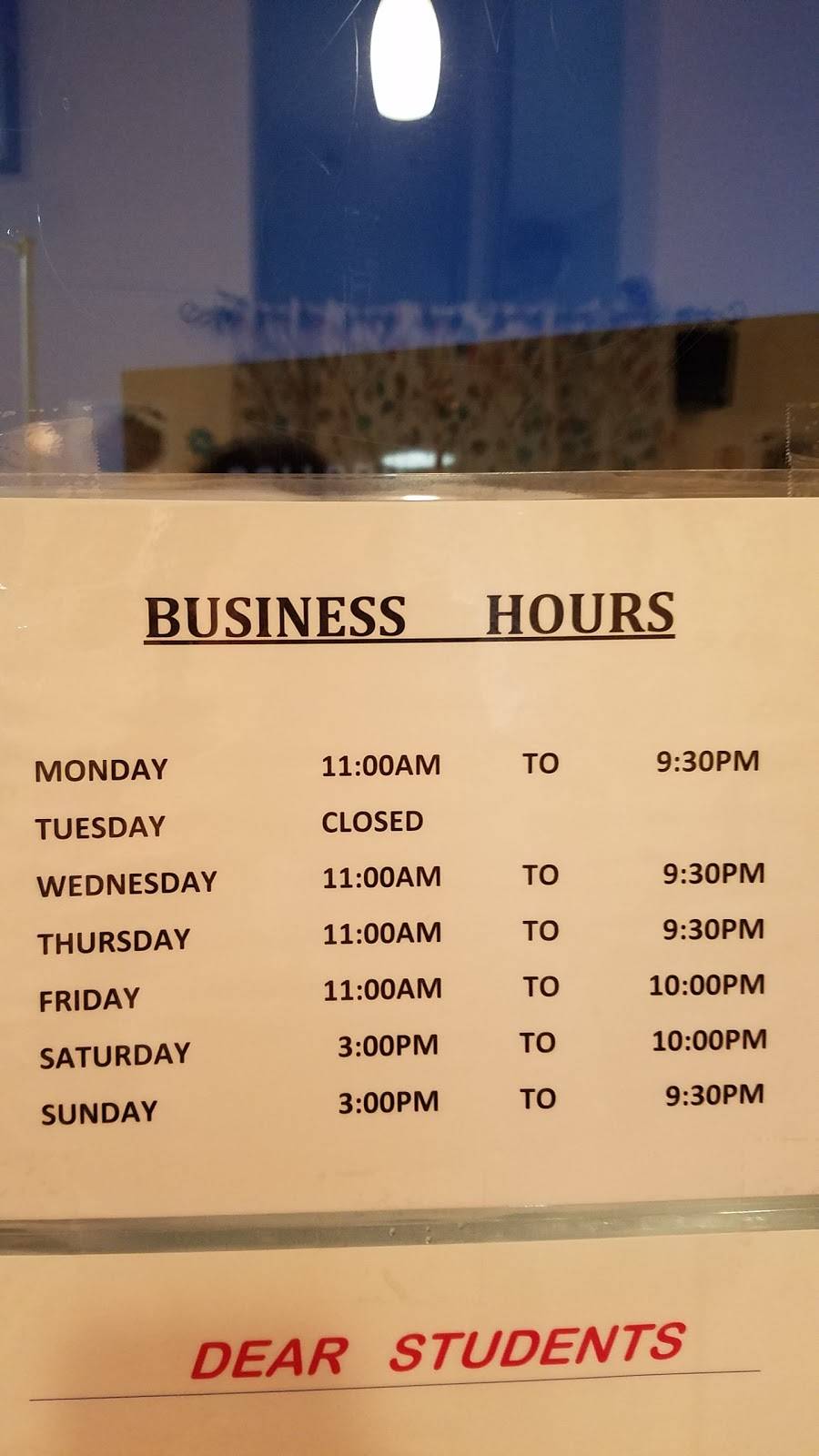 Mae Ploy Thai Cuisine | restaurant | 6421 15th Ave NW # A, Seattle, WA 98107, USA | 2067840899 OR +1 206-784-0899