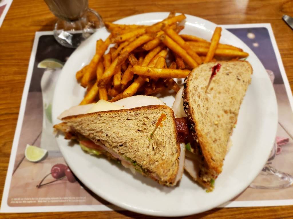 Dennys | restaurant | 6859 W US Hwy 90, San Antonio, TX 78227, USA | 2106733522 OR +1 210-673-3522