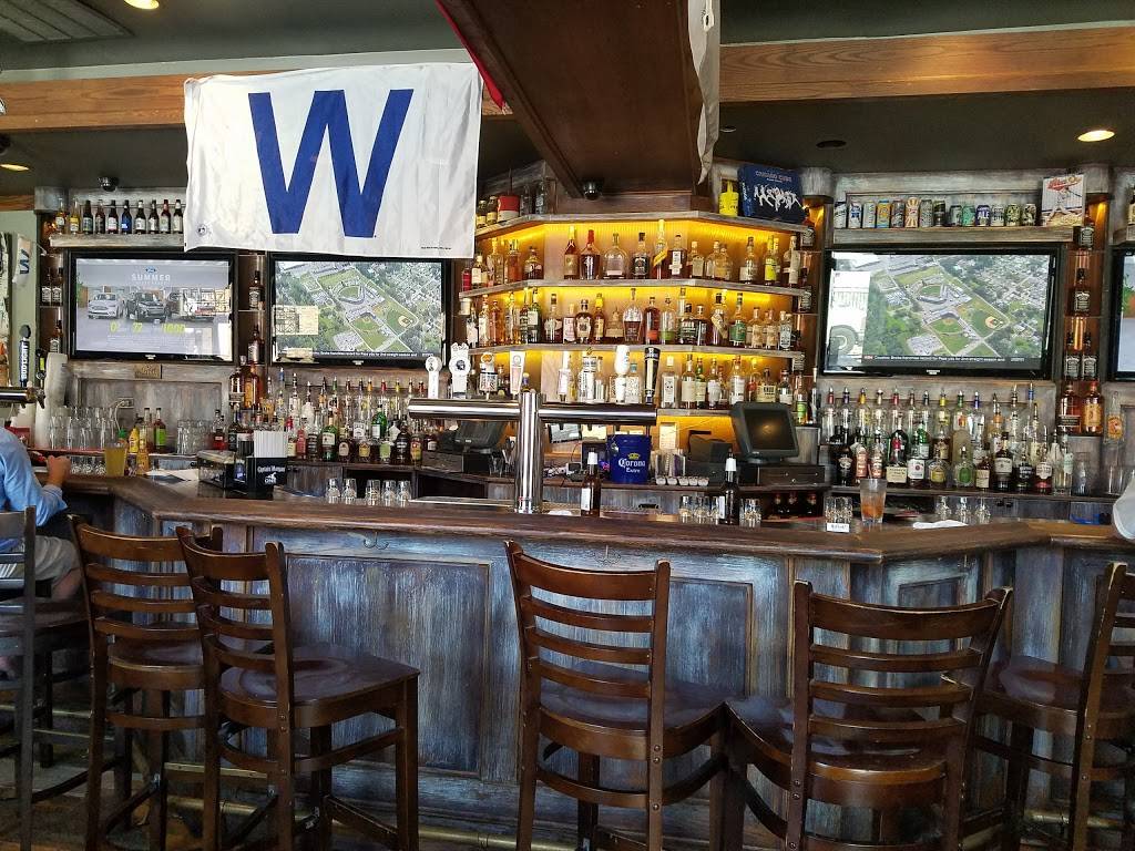 Roadhouse 66 Gas N Grill | restaurant | 3478 N Clark St, Chicago, IL 60657, USA | 8722065309 OR +1 872-206-5309