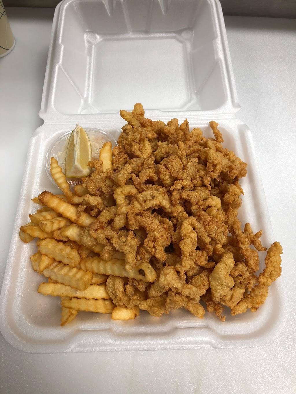 The Greeks | restaurant | 99 Bridgeport Ave, Shelton, CT 06484, USA | 4752692057 OR +1 475-269-2057