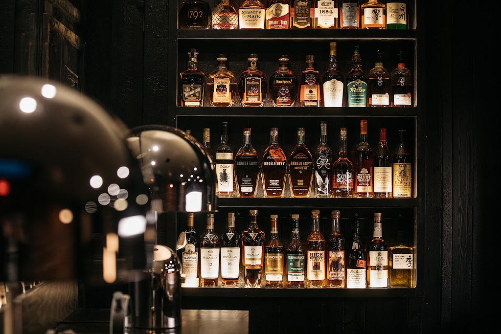 Brennans | restaurant | 316 N Euclid Ave, St. Louis, MO 63108, USA | 3144974449 OR +1 314-497-4449