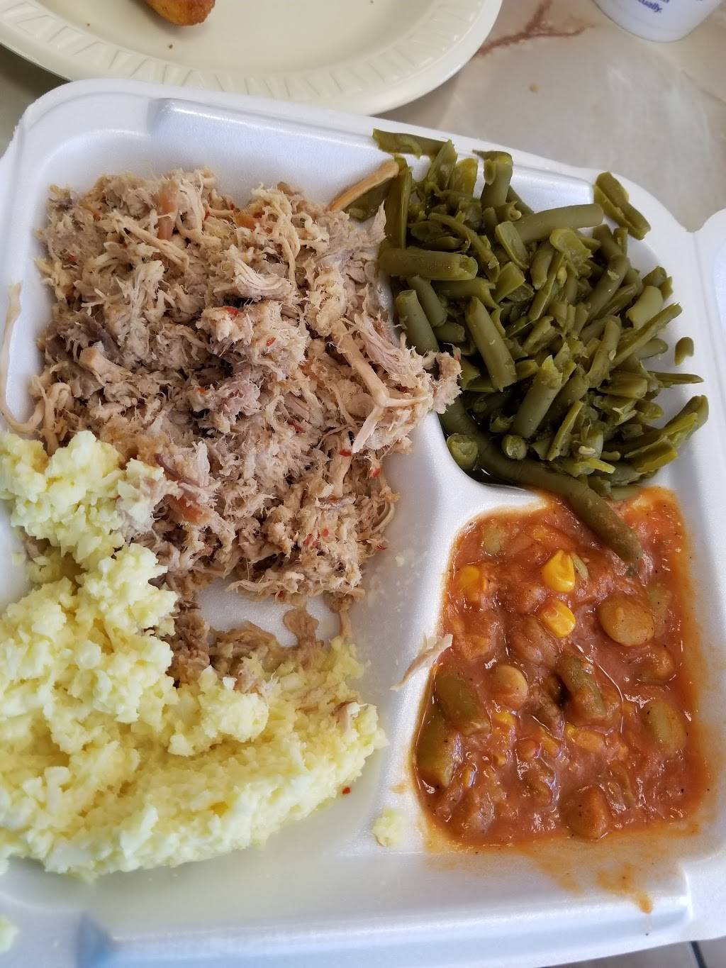 Parkers Barbecue Restaurant | restaurant | 2020 Greenville Blvd SE, Greenville, NC 27858, USA | 2527589215 OR +1 252-758-9215
